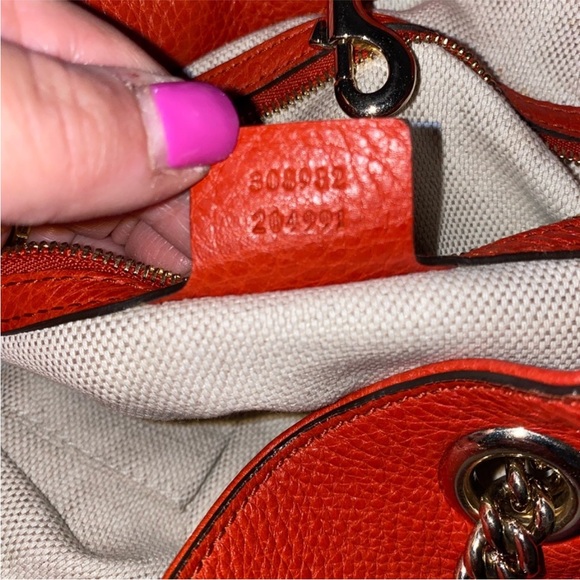 Gucci authentic Bold Orange SoHo Leather Shoulder Bag - Picture 3 of 14